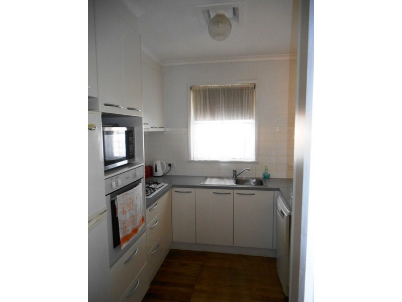 22 LINDSAY STREET, Wodonga VIC 3690