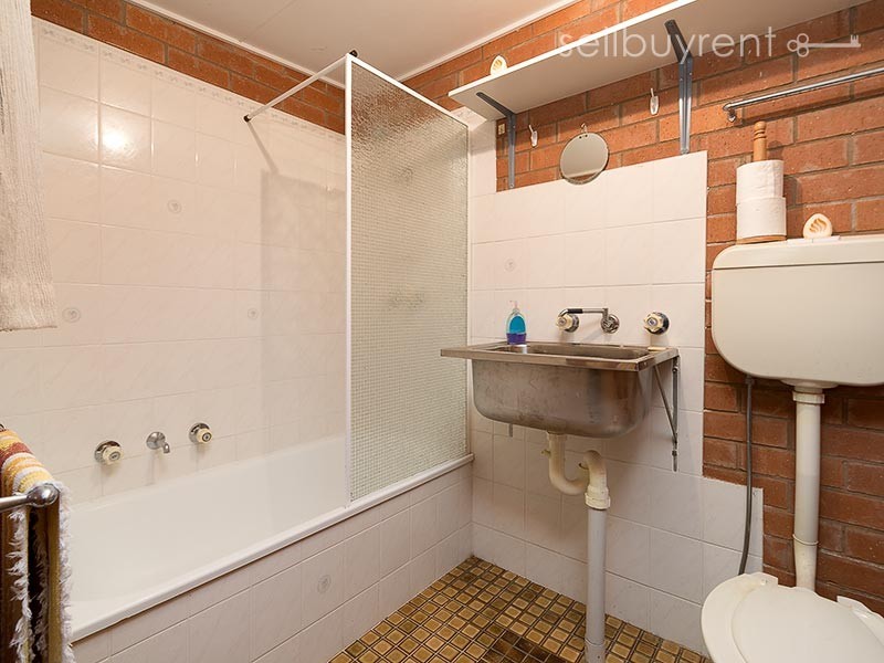 2/1 CELTIC COURT, Wodonga VIC 3690