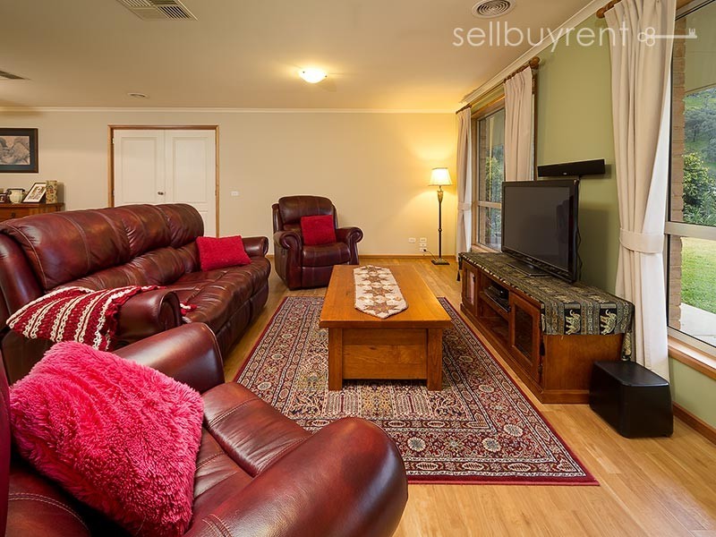 19 LAMBOURN DRIVE, Wodonga VIC 3690