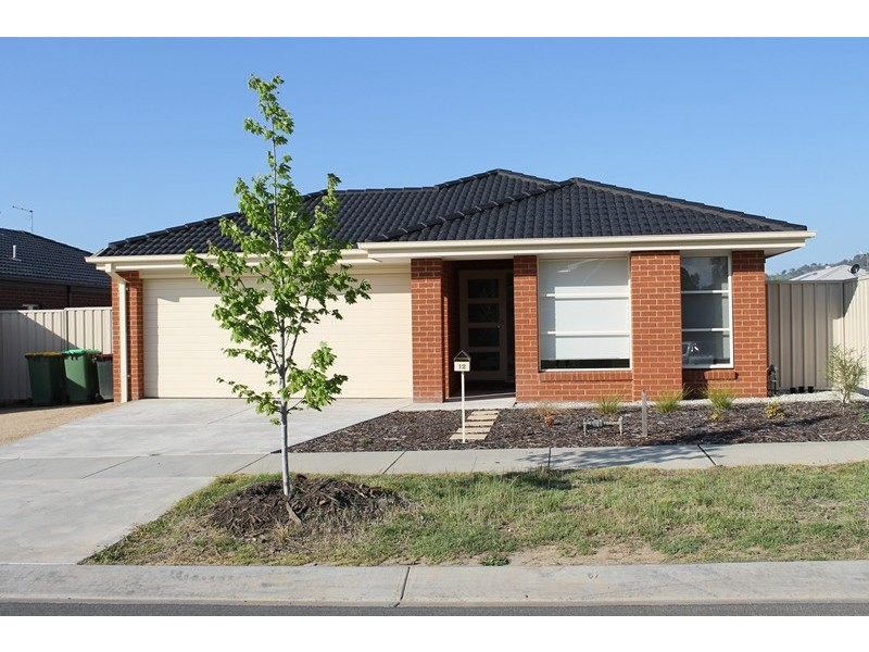 12 JACKA STREET, Wodonga VIC 3690