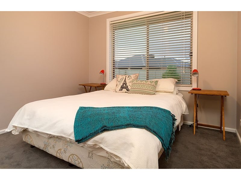 2 MACLEAY COURT, Wodonga VIC 3690