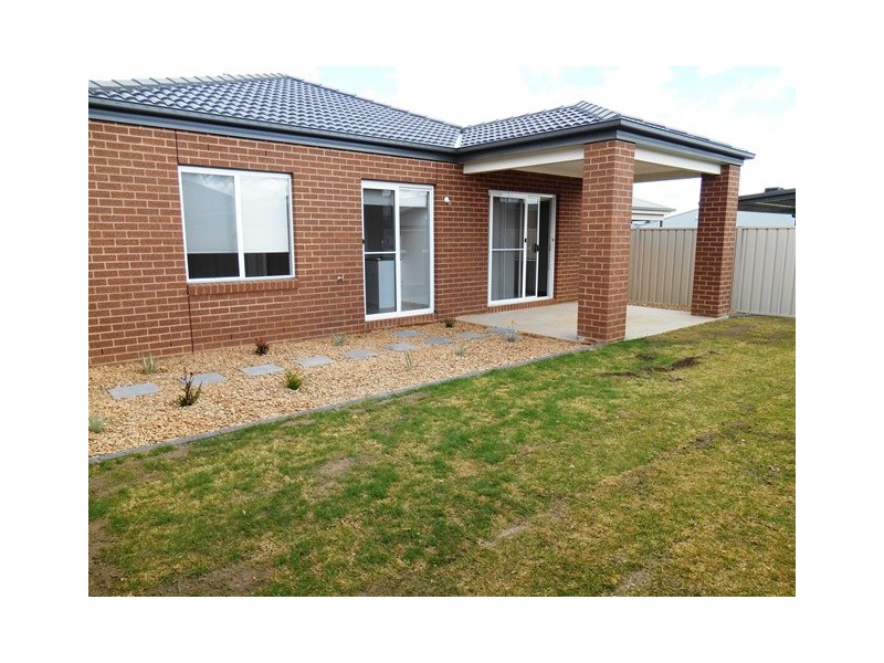 10 JACKA STREET, Wodonga VIC 3690