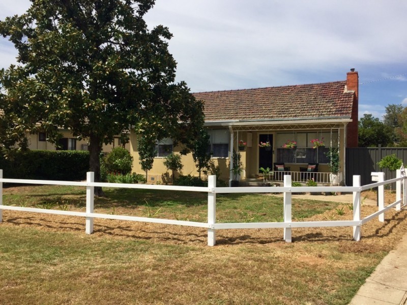 31 ELM STREET, Wodonga VIC 3690