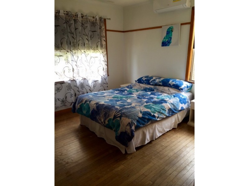 31 ELM STREET, Wodonga VIC 3690