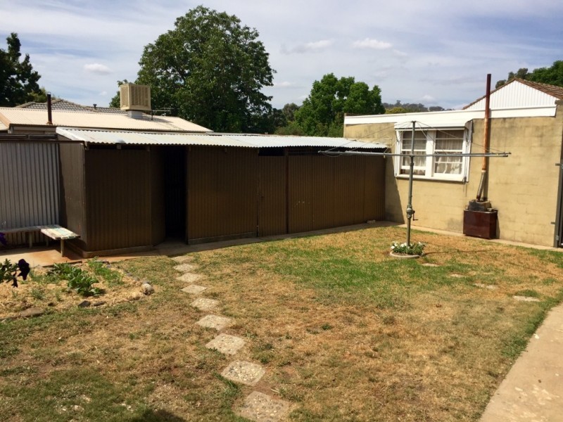 31 ELM STREET, Wodonga VIC 3690