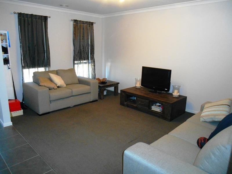 3 LYSTERFIELD LANE, Wodonga VIC 3690
