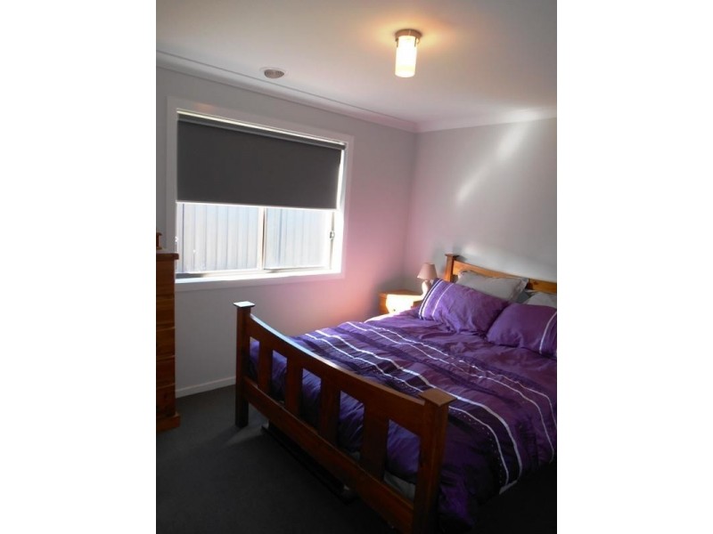 3 LYSTERFIELD LANE, Wodonga VIC 3690