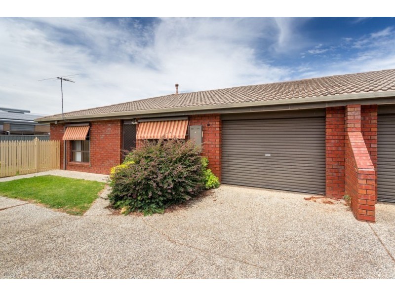 2/7 BURNS COURT, Wodonga VIC 3690