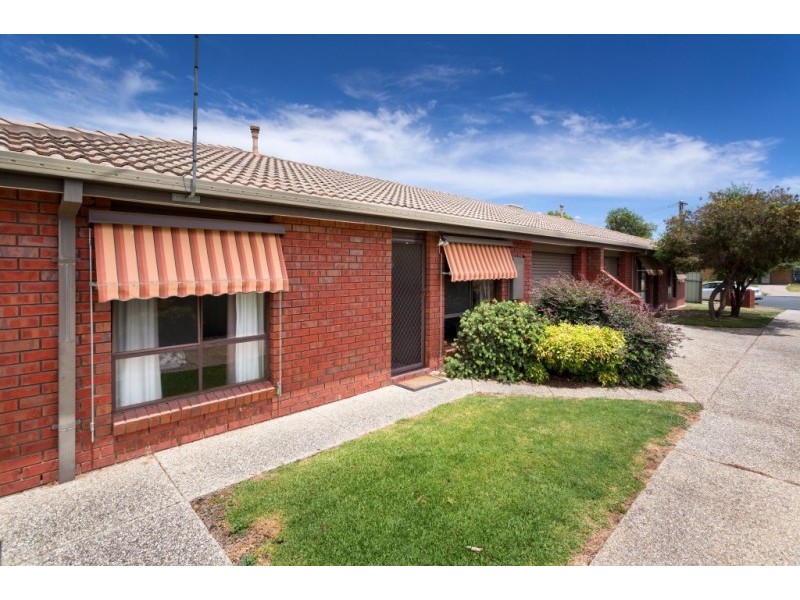 2/7 BURNS COURT, Wodonga VIC 3690