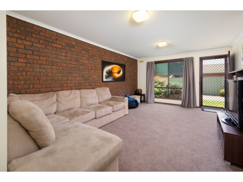 2/7 BURNS COURT, Wodonga VIC 3690