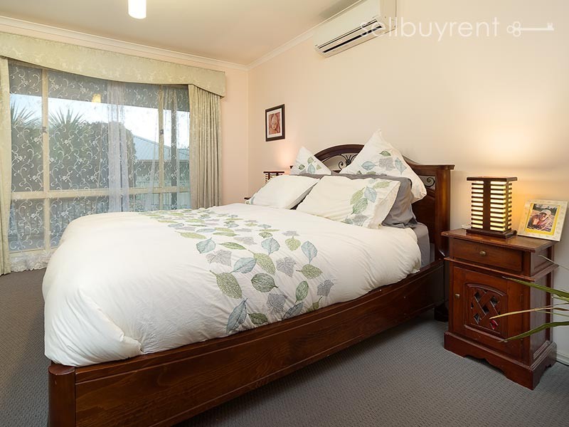 16 TEAL COURT, Wodonga VIC 3690