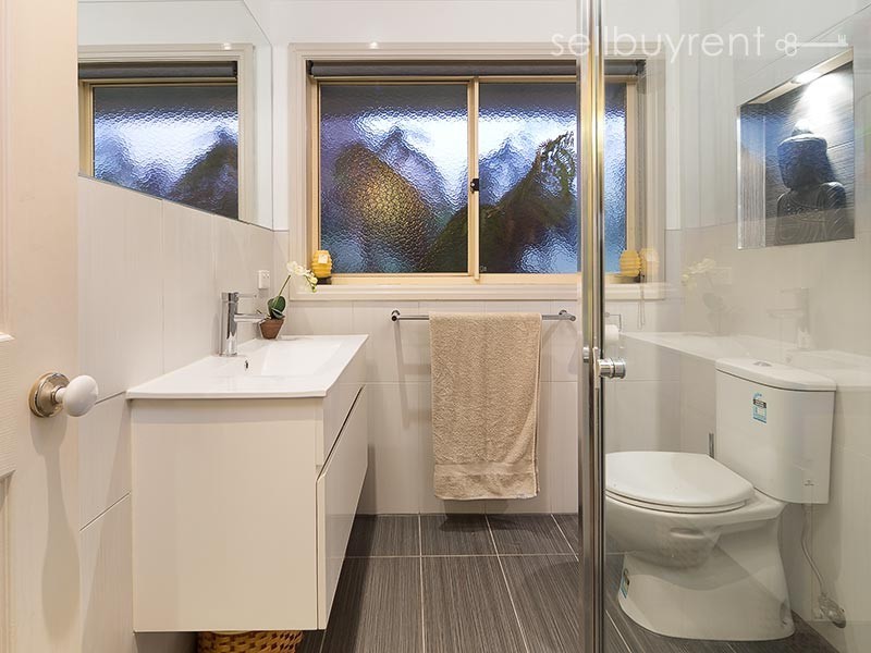 16 TEAL COURT, Wodonga VIC 3690