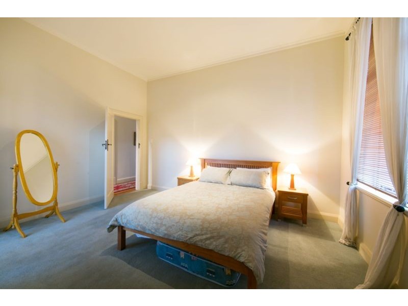 606B DEAN STREET, Albury NSW 2640
