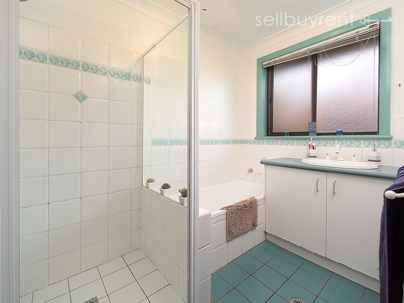 37 MELROSE DRIVE, Wodonga VIC 3690