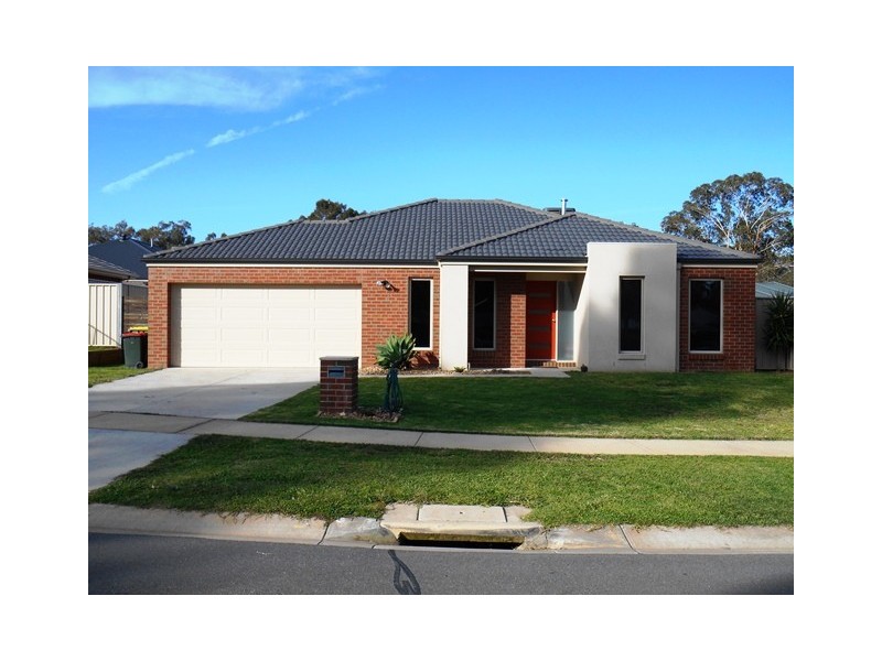 6 THORNBILL CRESCENT, Wodonga VIC 3690