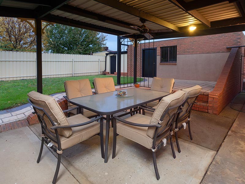 5 SINNETT COURT, Wodonga VIC 3690