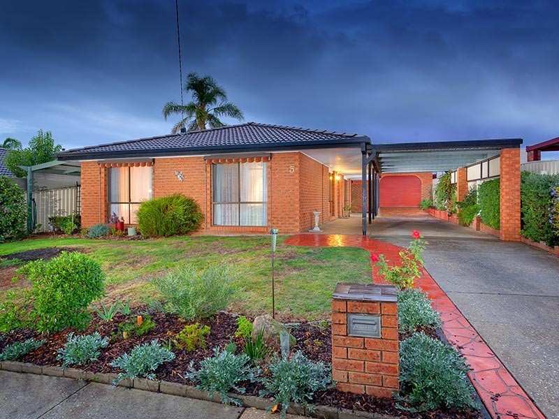 5 SINNETT COURT, Wodonga VIC 3690