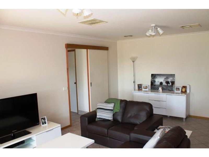 14 KOETONG CRESCENT, Wodonga VIC 3690