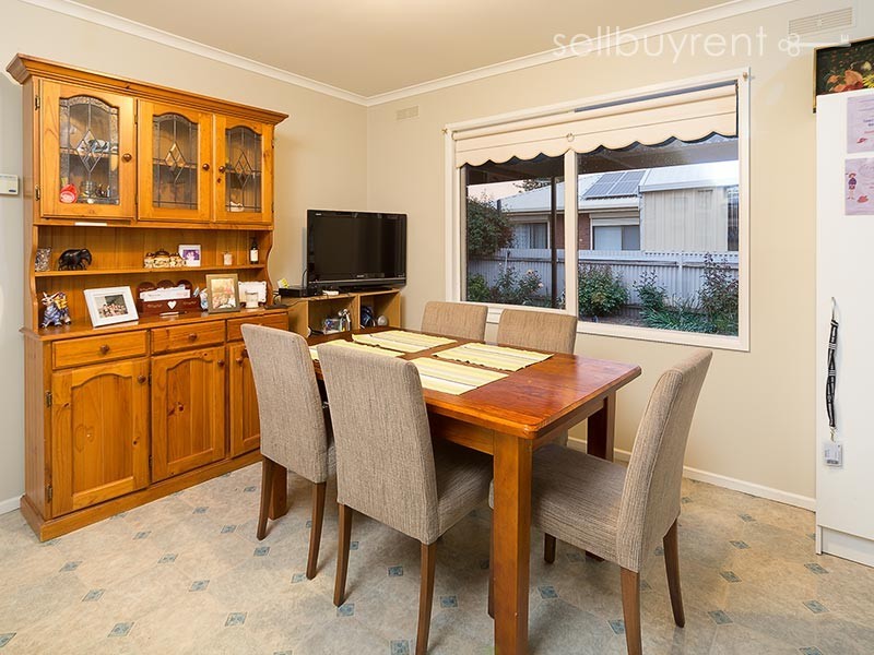 16 GAYVIEW DRIVE, Wodonga VIC 3690