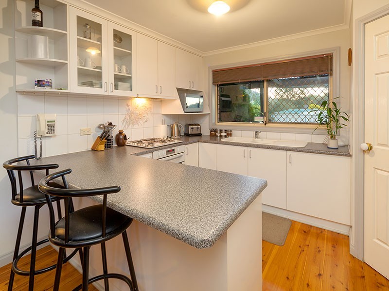 17 AZURE DRIVE, Wodonga VIC 3690