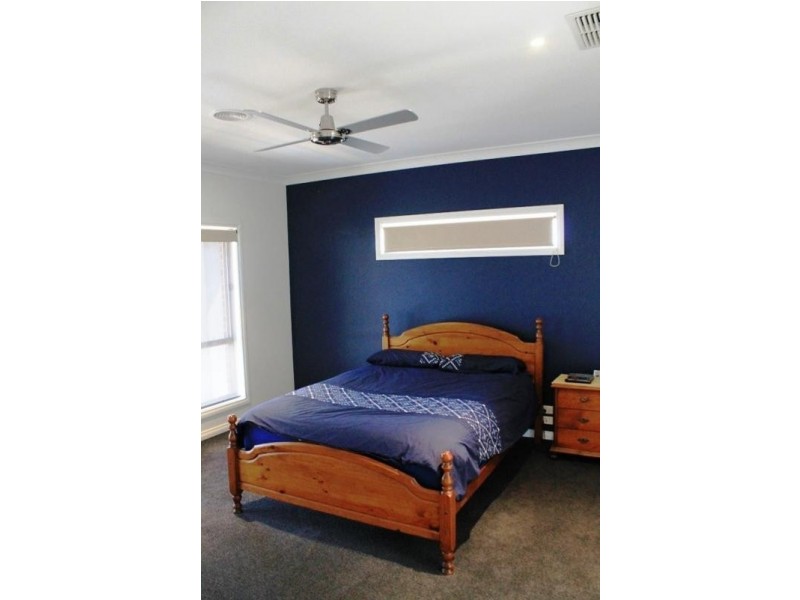 26 MCSWINEY COURT, Wodonga VIC 3690