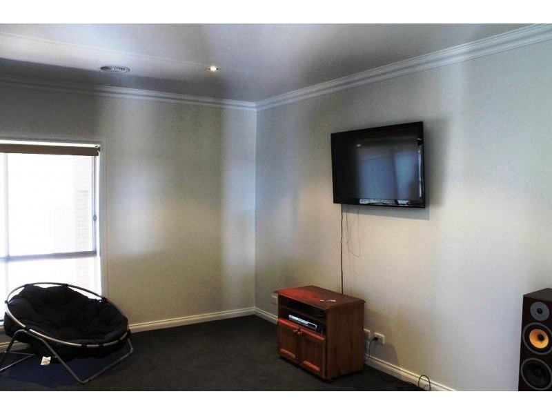 26 MCSWINEY COURT, Wodonga VIC 3690