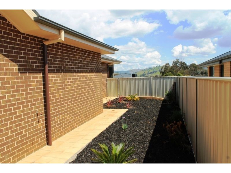 26 MCSWINEY COURT, Wodonga VIC 3690