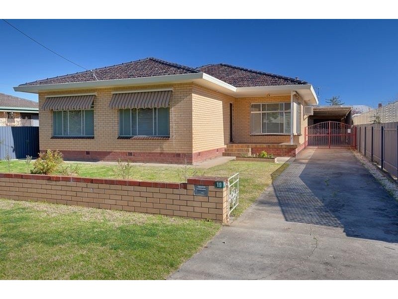 19 CUMMINGS STREET, Wodonga VIC 3690