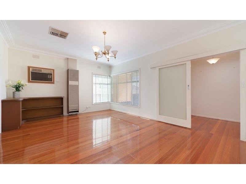 19 CUMMINGS STREET, Wodonga VIC 3690