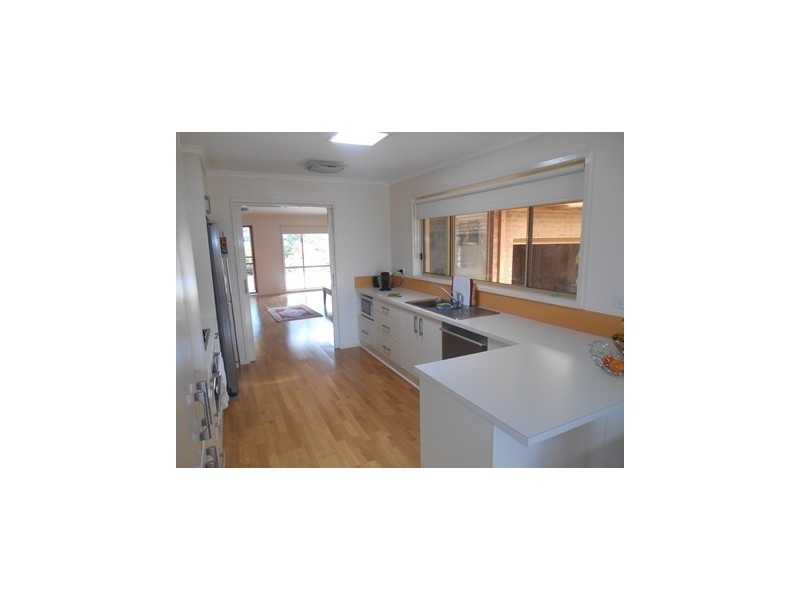 24 HARTWIG ROAD, Wodonga VIC 3690