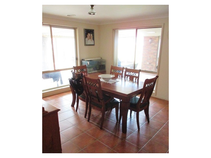 21 KENNETH WATSON DRIVE, Wodonga VIC 3690