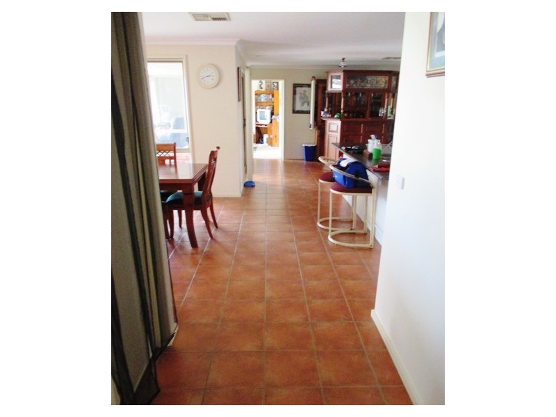 21 KENNETH WATSON DRIVE, Wodonga VIC 3690