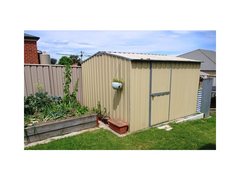 21 KENNETH WATSON DRIVE, Wodonga VIC 3690