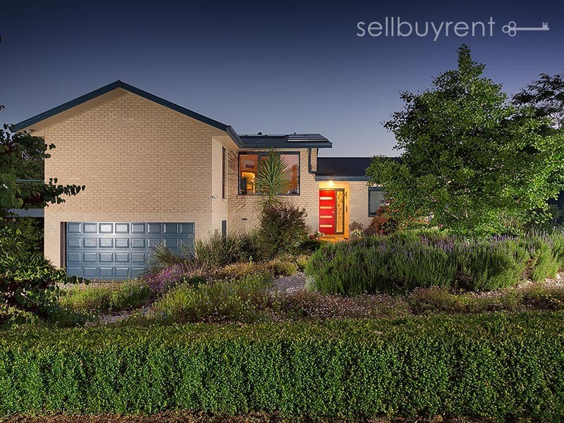 5 COOPER STREET, Mount Beauty VIC 3699