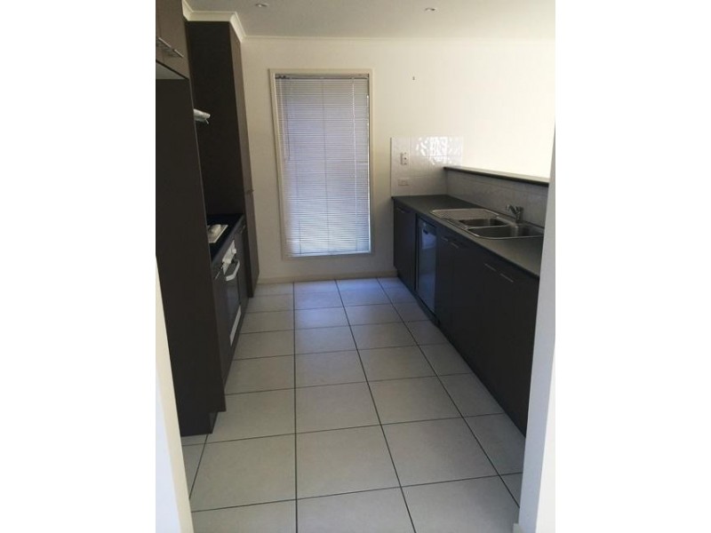 8 MILEND STREET, Wodonga VIC 3690