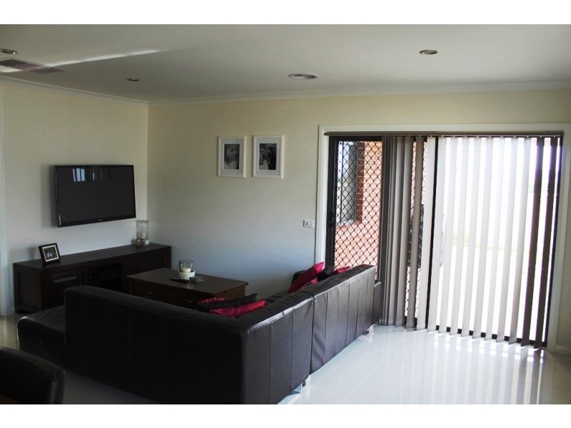 24 MAYGAR AVENUE, Wodonga VIC 3690