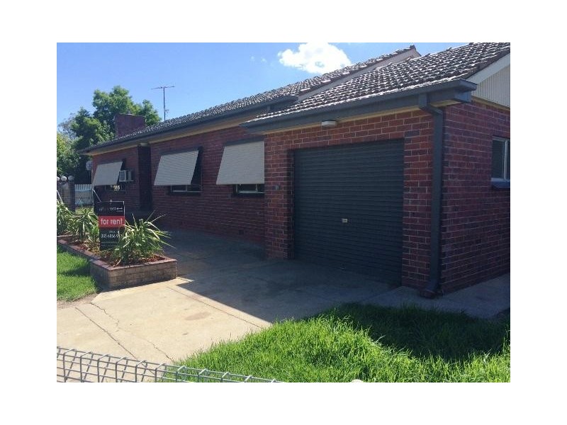 537 WEBB STREET, Lavington NSW 2641