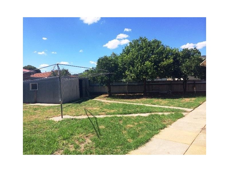 537 WEBB STREET, Lavington NSW 2641