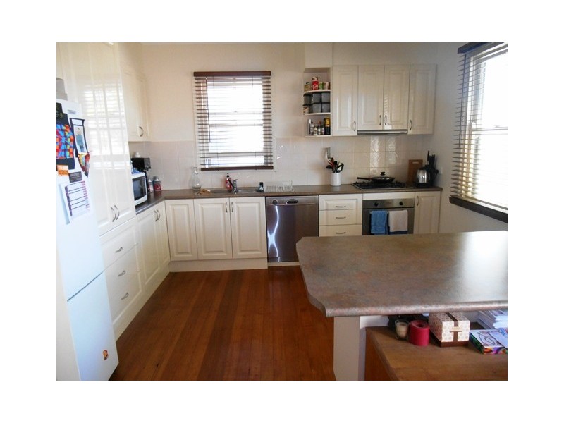 309 BEECHWORTH ROAD, Wodonga VIC 3690