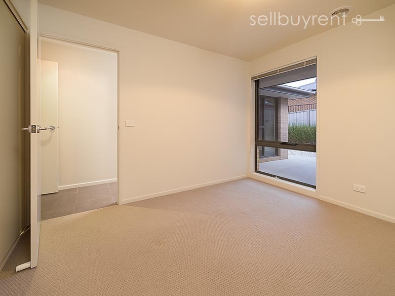 56 BALLARA DRIVE, Wodonga VIC 3690