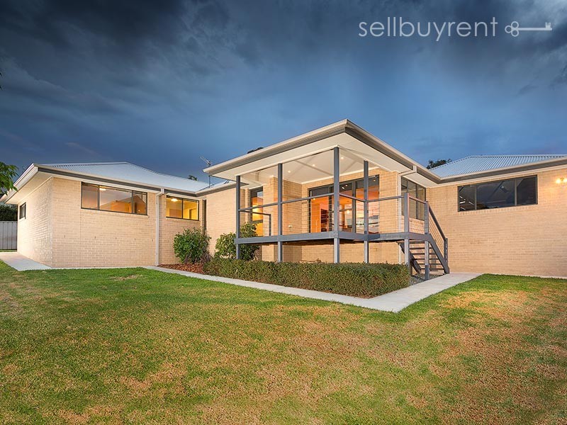 56 BALLARA DRIVE, Wodonga VIC 3690