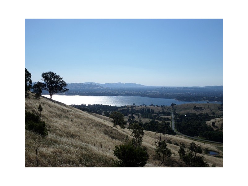 1 MONTGOMERY LANE, Bethanga VIC 3691