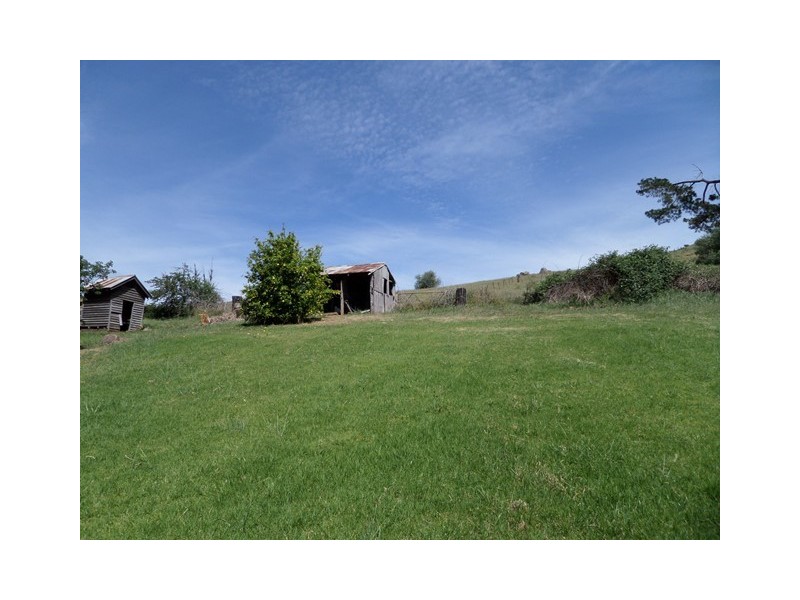 1 MONTGOMERY LANE, Bethanga VIC 3691