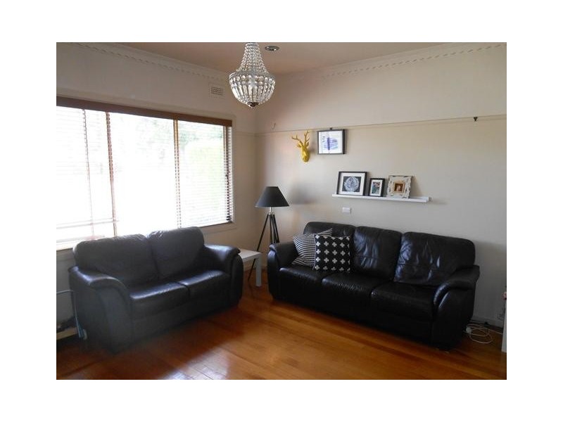 1 SALDAISE STREET, Wodonga VIC 3690