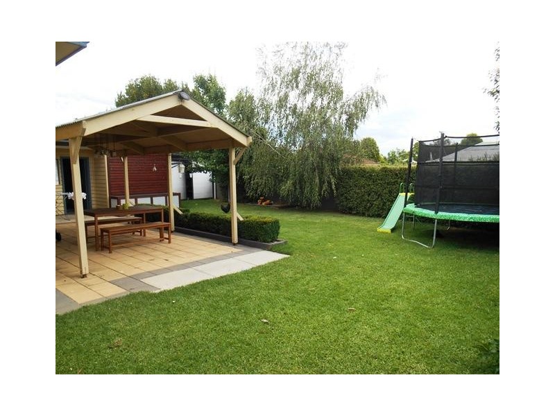 1 SALDAISE STREET, Wodonga VIC 3690