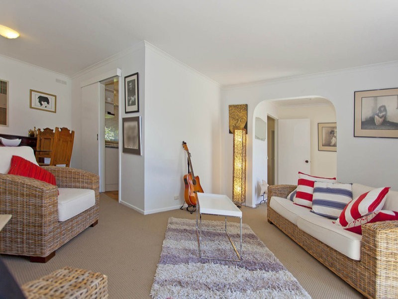 581 LYNE STREET, Albury NSW 2640