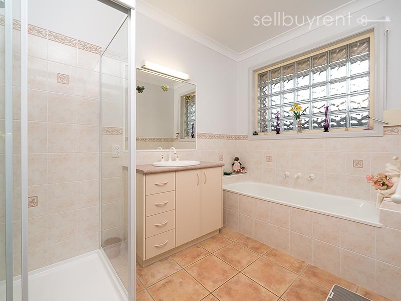 25 IRON WAY, Wodonga VIC 3690