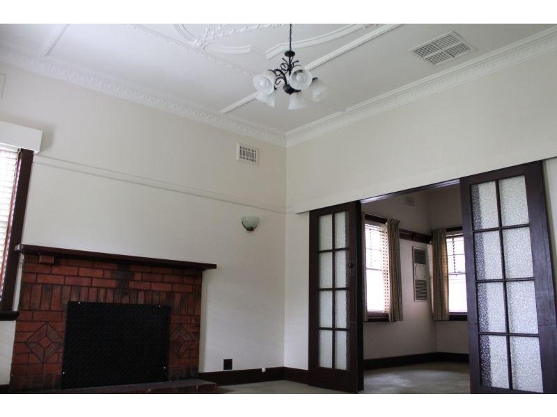 9 THOMAS MITCHELL DRIVE, Wodonga VIC 3690