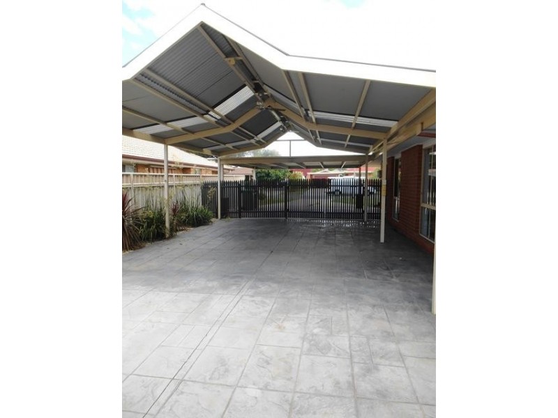 31 KOETONG CRESCENT, Wodonga VIC 3690