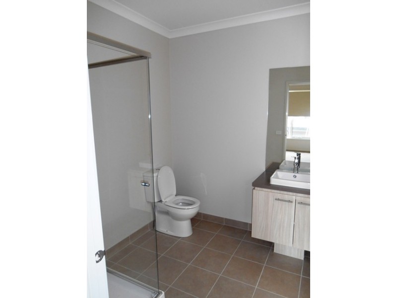 10 JACKA STREET, Wodonga VIC 3690